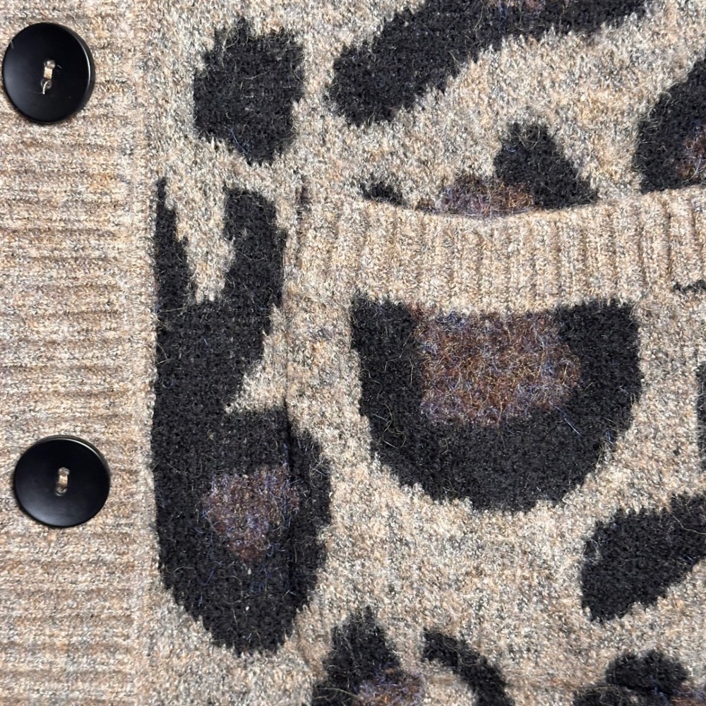 Allison Joy Leopard Print Cardigan Sweater Women's Large Button Front Cozy Knit - Picture 5 of 16